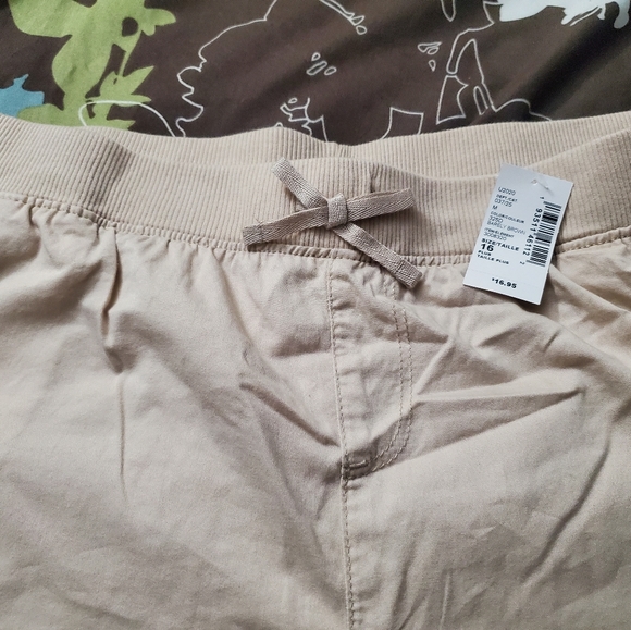 Girls Elastic Waist Shorts (Plus size) - Picture 2 of 5